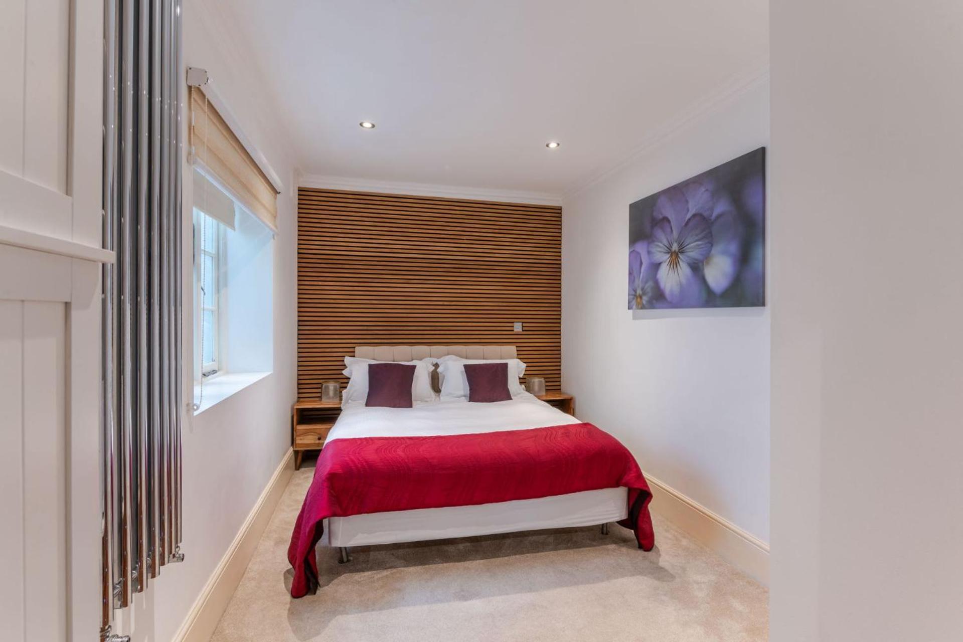 The "Red Room Apartment" - Fitzrovia - By Frankie Says London Eksteriør bilde